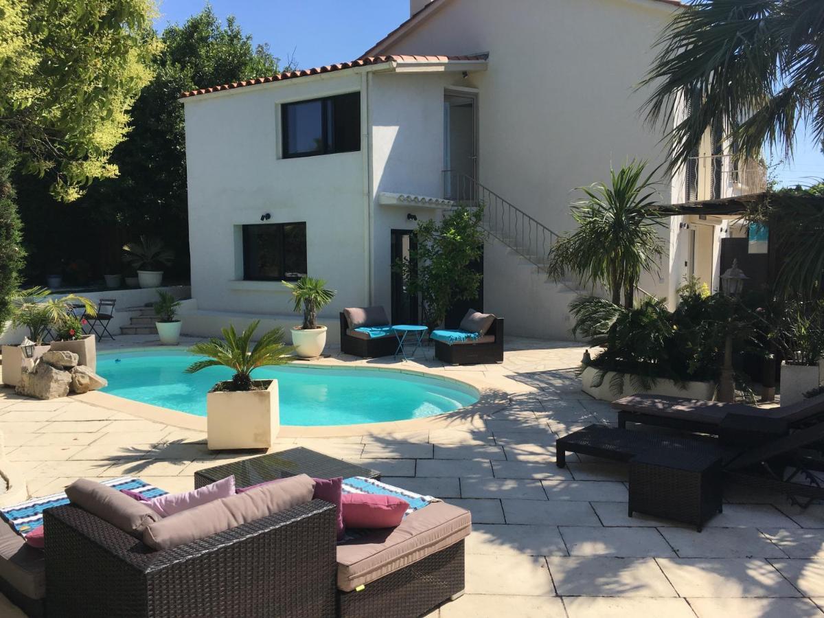 Saint-Raphaël Bed,Kitchen And Swimming Pool Villa Esterel מראה חיצוני תמונה
